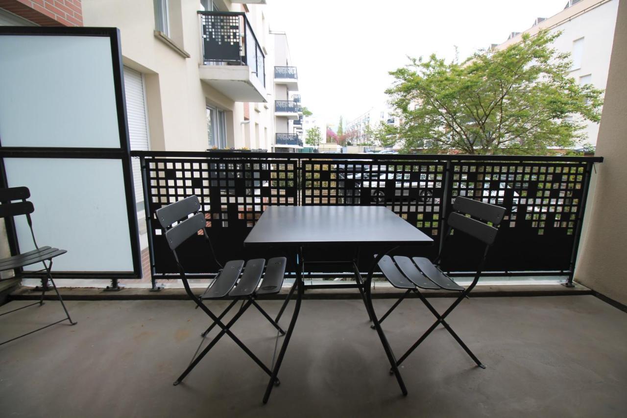 Grand Studio tout équipé, proche Gare RER C Paris, Centre Hospitalier et Centre Ville Arpajon Extérieur photo